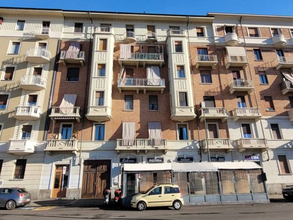 appartamento in vendita a Torino in zona Borgata Vittoria