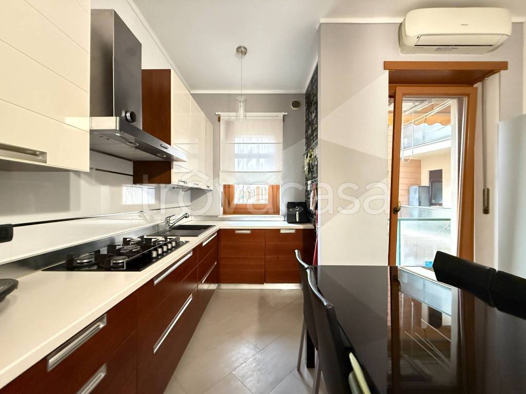 appartamento in vendita a Torino in zona Borgo San Paolo