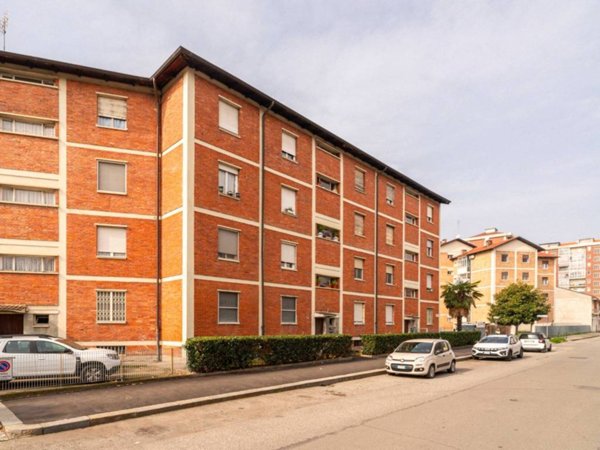 appartamento in vendita a Torino in zona Lucento