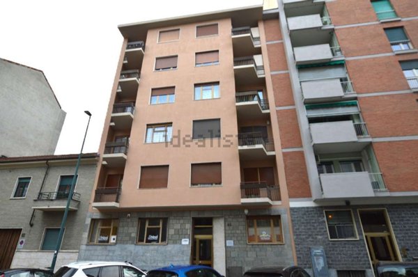 appartamento in vendita a Torino in zona Santa Rita