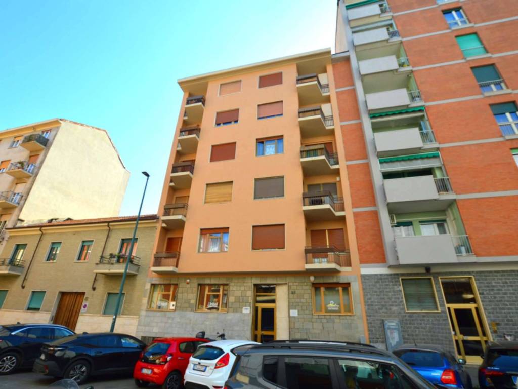 appartamento in vendita a Torino in zona Santa Rita