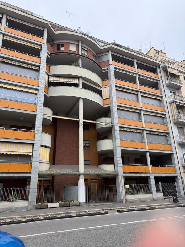 appartamento in vendita a Torino in zona Borgo San Paolo