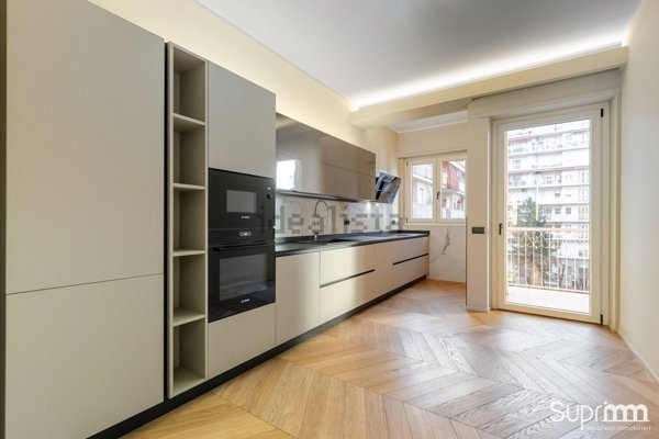 appartamento in vendita a Torino in zona Pozzo Strada