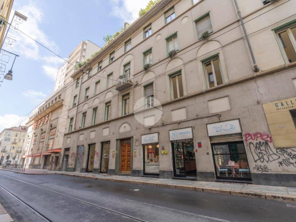 ufficio in vendita a Torino in zona Centro Storico