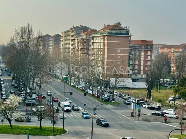 appartamento in vendita a Torino in zona Santa Rita