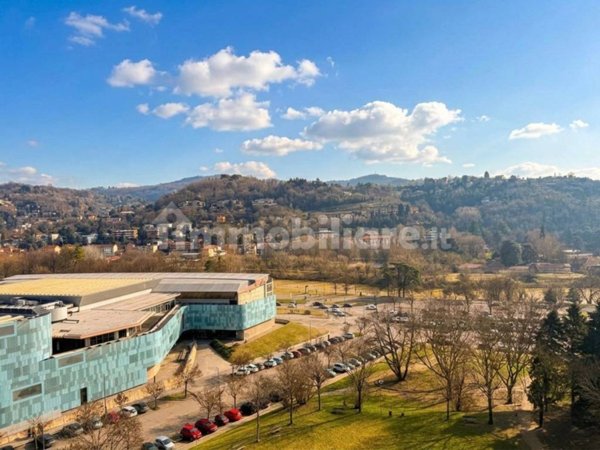 appartamento in vendita a Torino in zona Lingotto