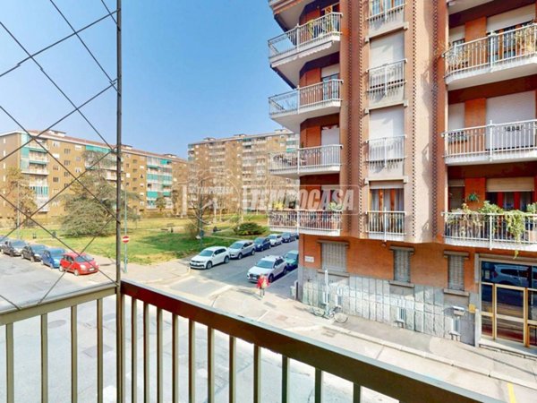 appartamento in vendita a Torino in zona Santa Rita