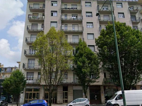 appartamento in vendita a Torino in zona Aurora