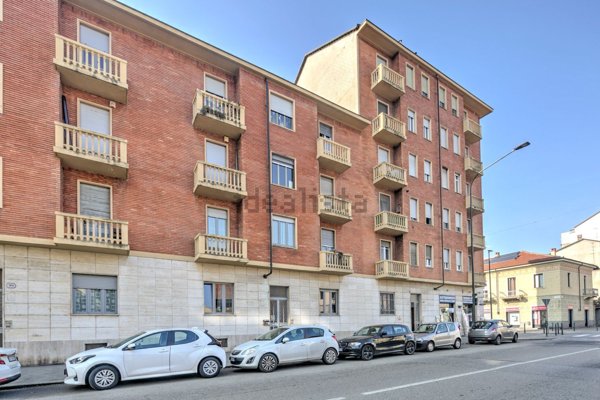 appartamento in vendita a Torino in zona Lucento