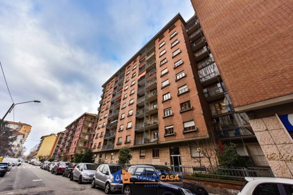 appartamento in vendita a Torino in zona Lingotto