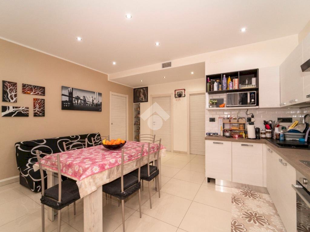 appartamento in vendita a Torino in zona Cenisia