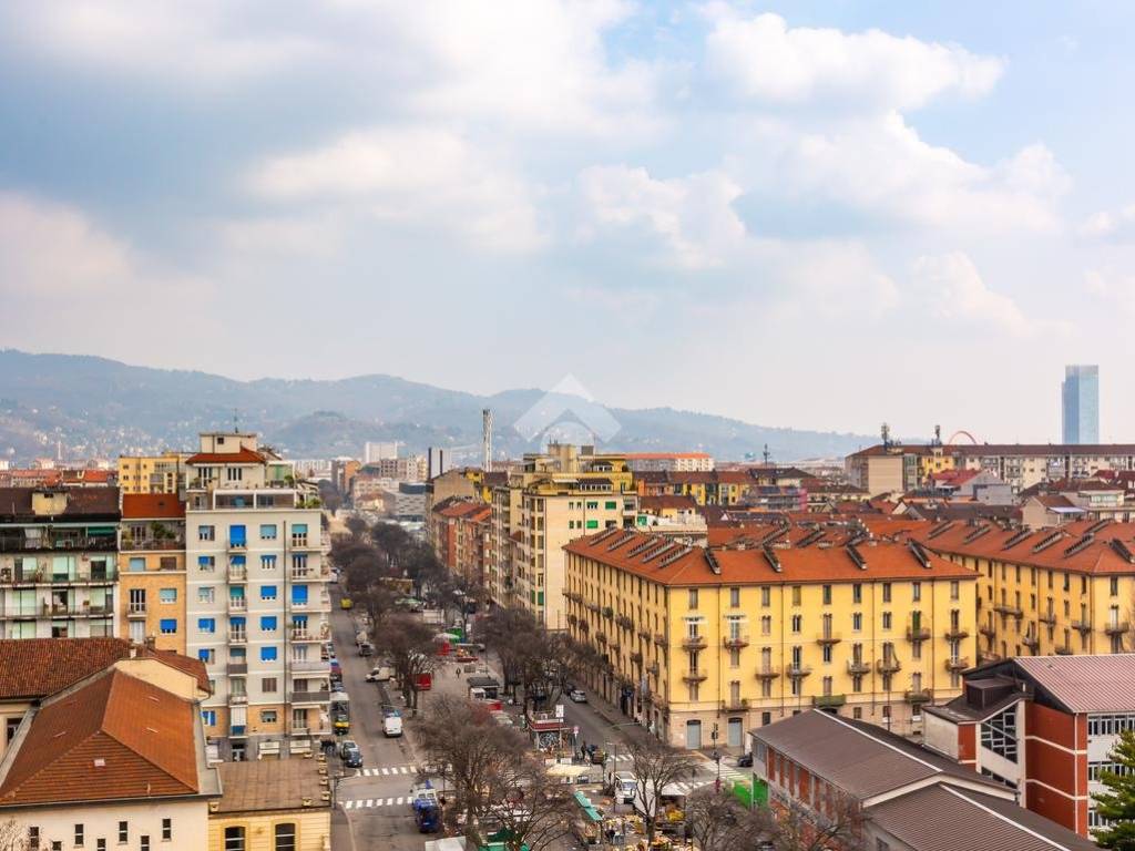 appartamento in vendita a Torino in zona Santa Rita