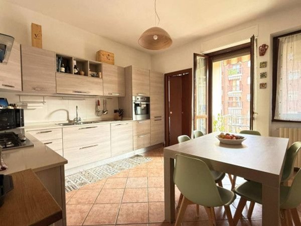 appartamento in vendita a Torino in zona Cit Turin