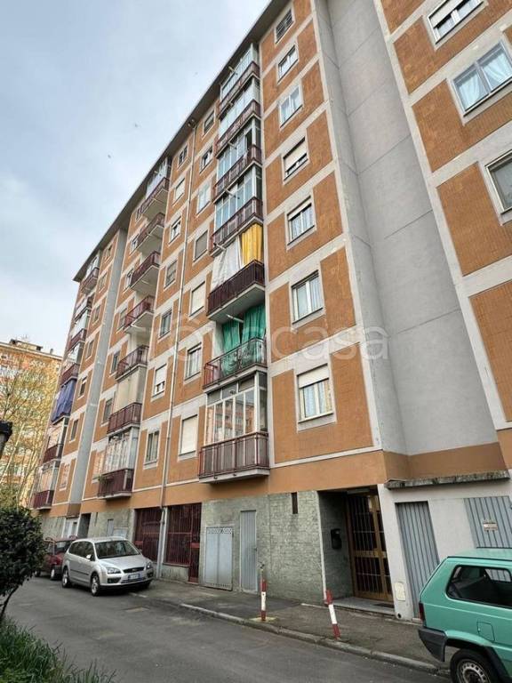 appartamento in vendita a Torino in zona Mirafiori Sud