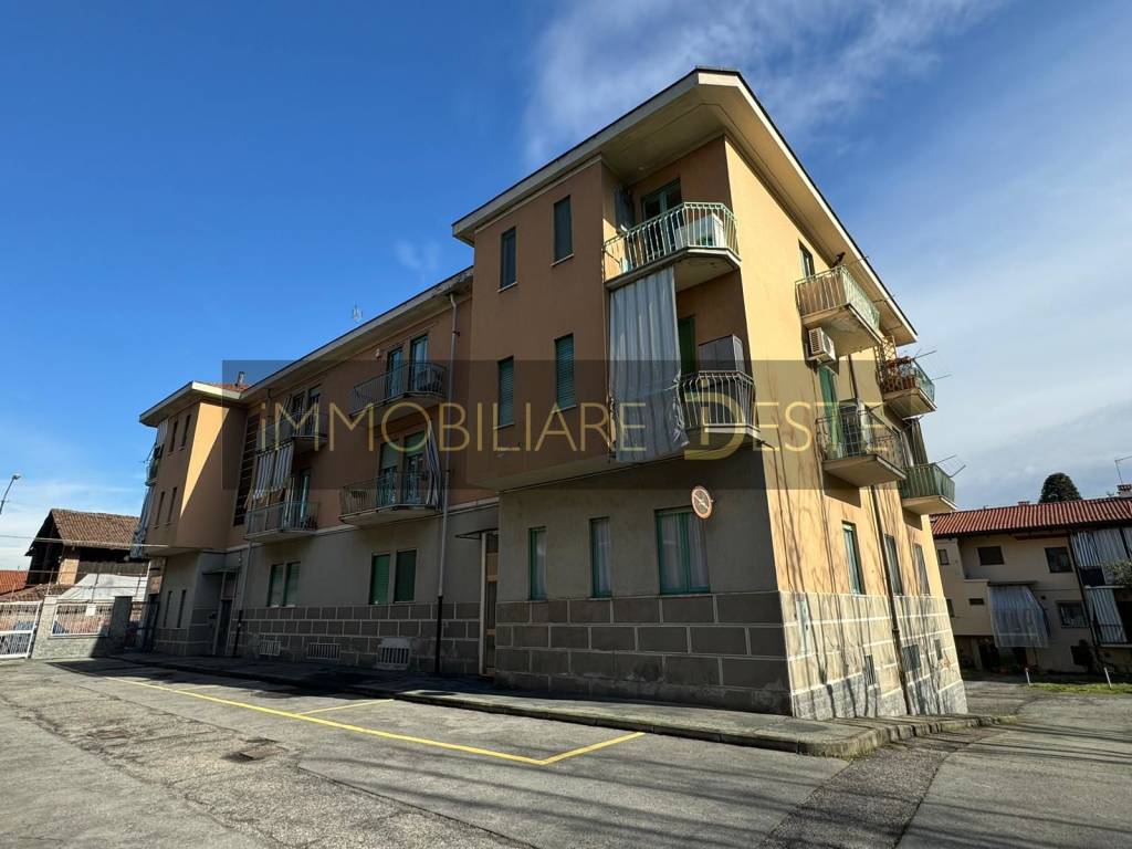 appartamento in vendita a Torino in zona Rosa