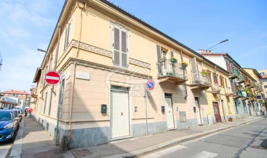 casa indipendente in vendita a Torino in zona Vanchiglia