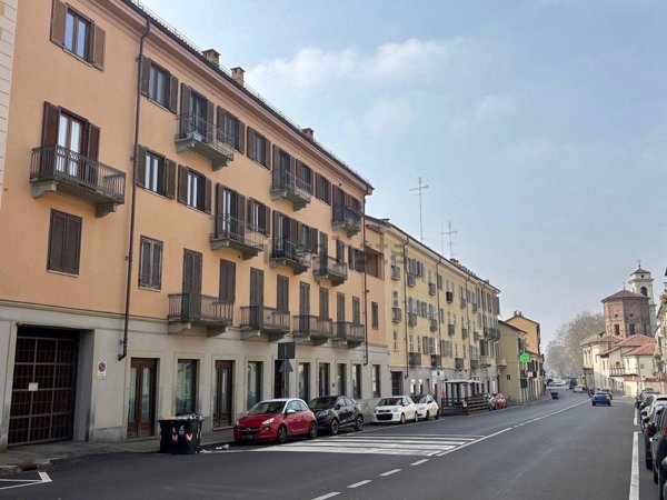 appartamento in vendita a Torino in zona Rosa