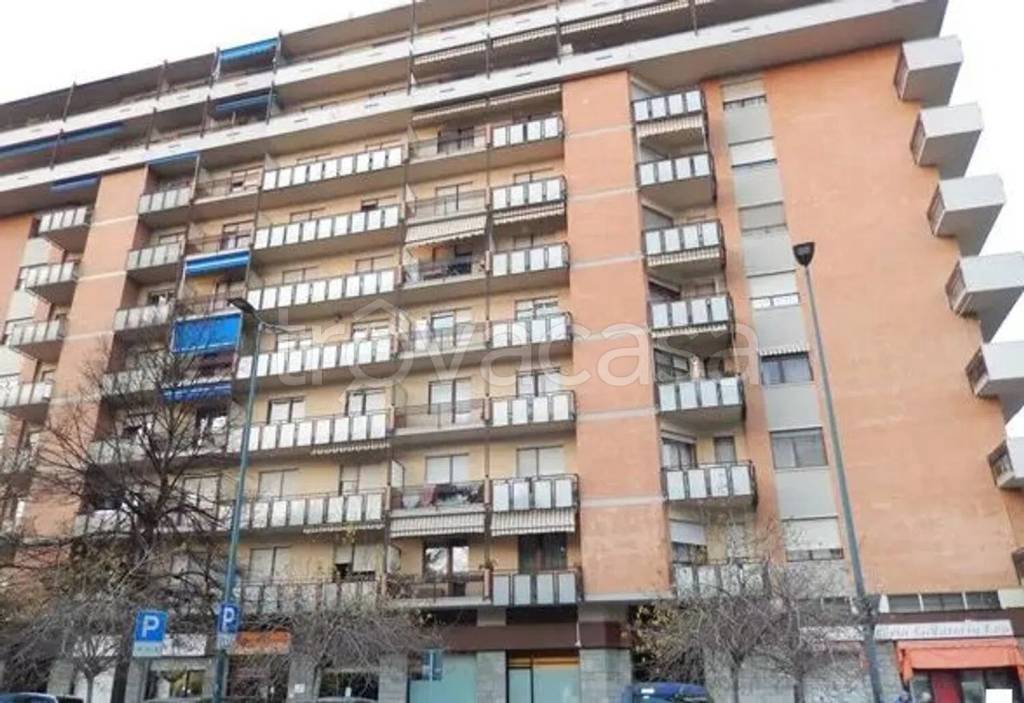 appartamento in vendita a Torino in zona Borgata Vittoria