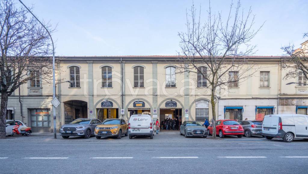 ufficio in vendita a Torino in zona San Salvario