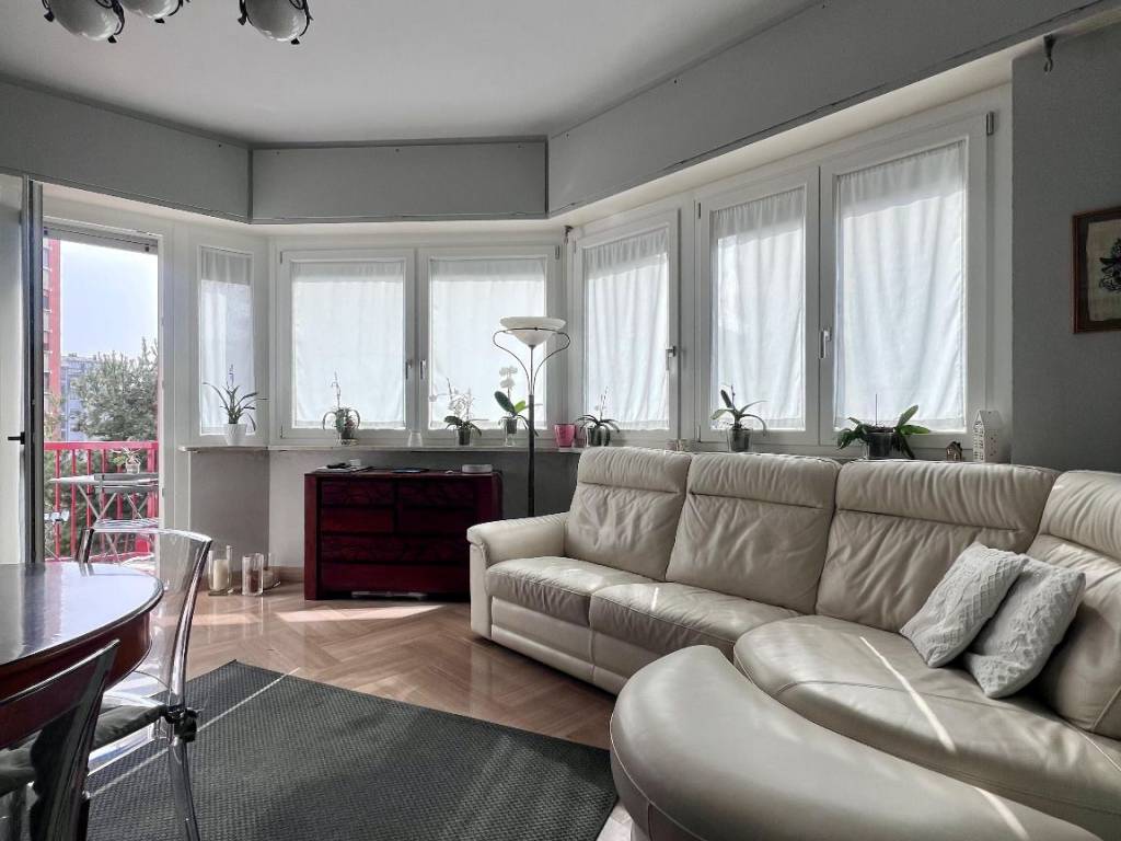 appartamento in vendita a Torino in zona Santa Rita