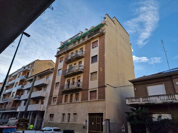 appartamento in vendita a Torino in zona Parella