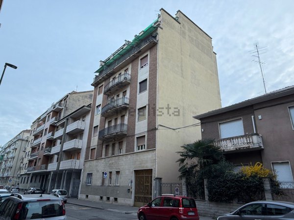 appartamento in vendita a Torino in zona Parella