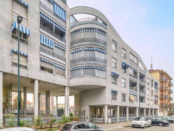 appartamento in vendita a Torino in zona Falchera