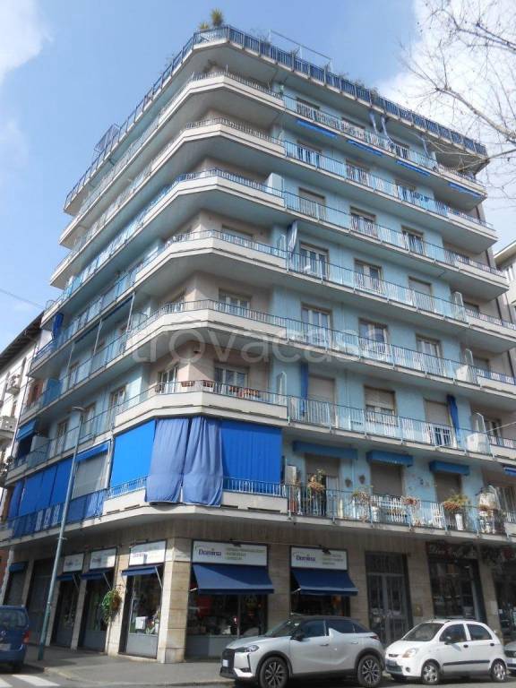appartamento in vendita a Torino in zona Parella