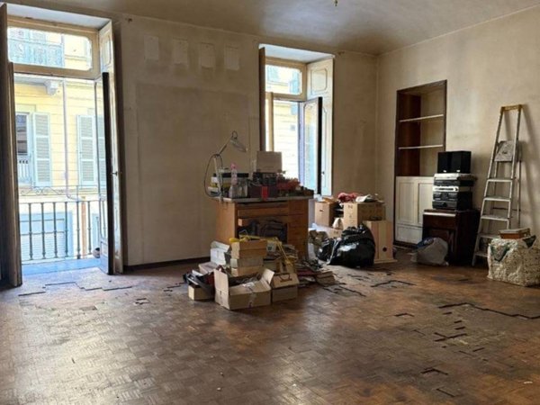 appartamento in vendita a Torino in zona San Salvario