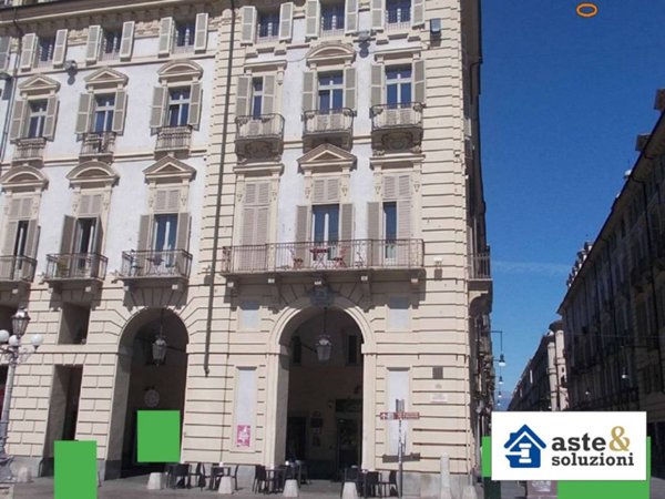 negozio in vendita a Torino in zona Centro Storico