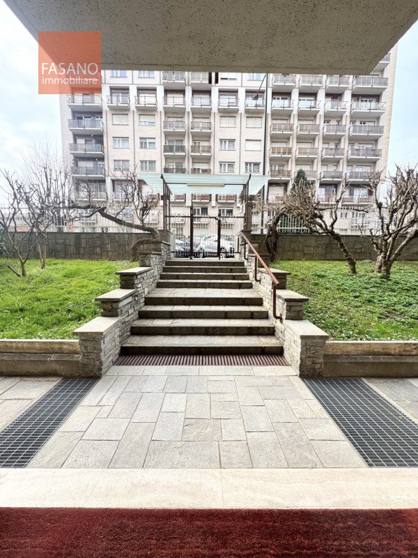 appartamento in vendita a Torino in zona Pozzo Strada