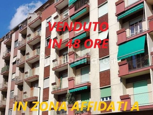 appartamento in vendita a Torino in zona Cenisia