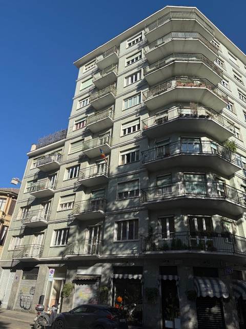 appartamento in vendita a Torino in zona Cit Turin