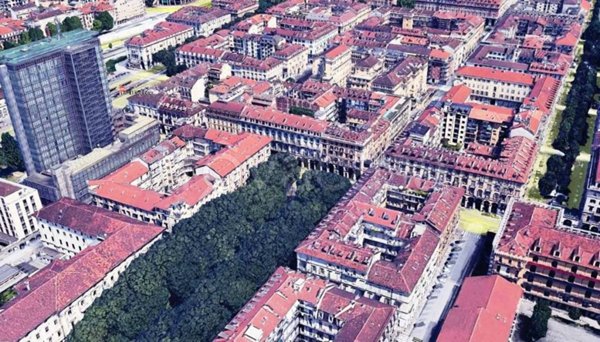 appartamento in vendita a Torino in zona Cit Turin