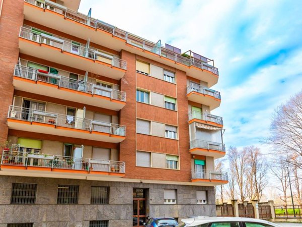 appartamento in vendita a Torino in zona Lingotto