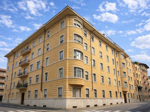 appartamento in vendita a Torino in zona Crocetta