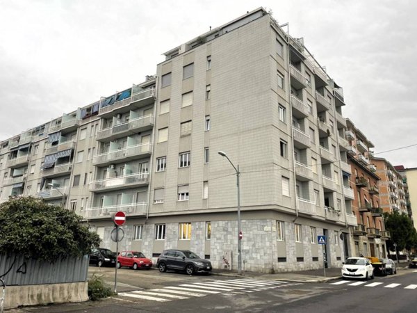 appartamento in vendita a Torino in zona Millefonti