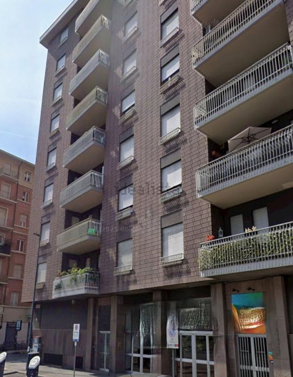 appartamento in vendita a Torino in zona Cenisia