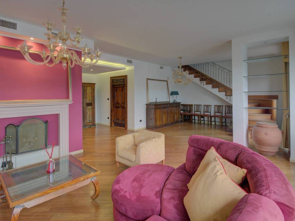 appartamento in vendita a Torino in zona Pozzo Strada