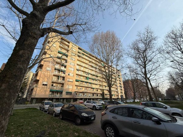 appartamento in vendita a Torino in zona Mirafiori Nord