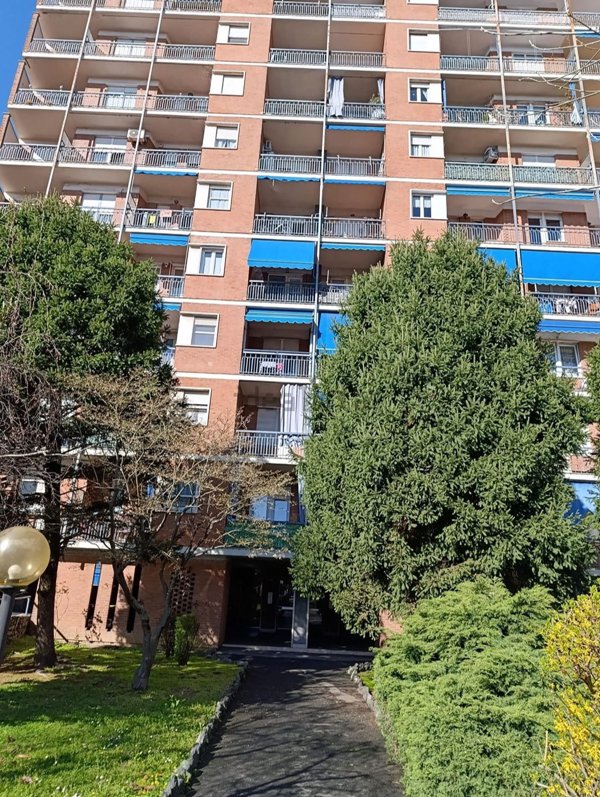 appartamento in vendita a Torino in zona Borgata Vittoria