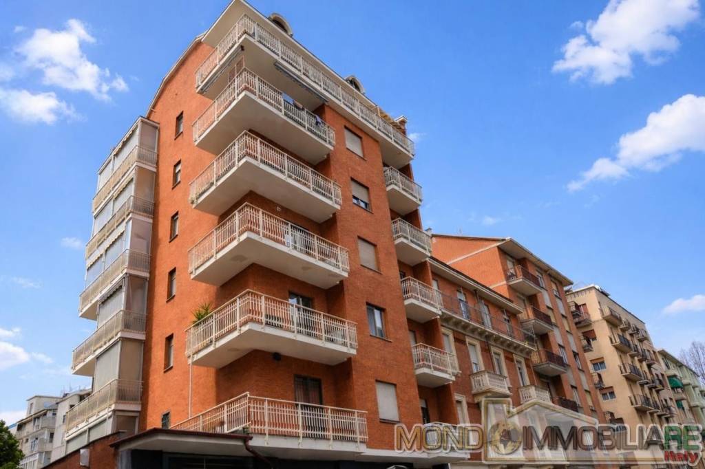appartamento in vendita a Torino in zona Santa Rita