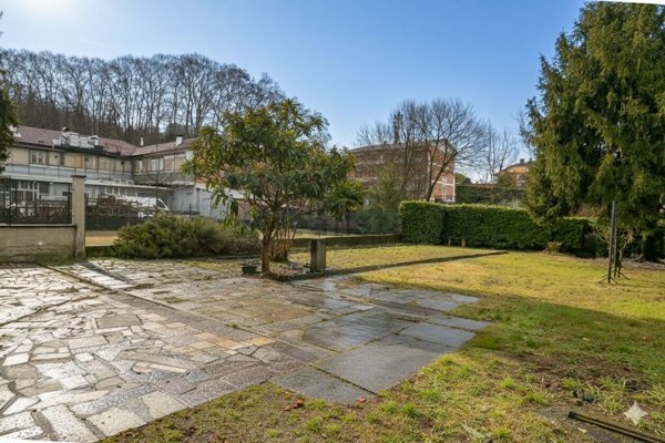 appartamento in vendita a Torino in zona Cavoretto