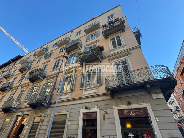 appartamento in vendita a Torino in zona San Salvario