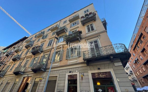 appartamento in vendita a Torino in zona San Salvario