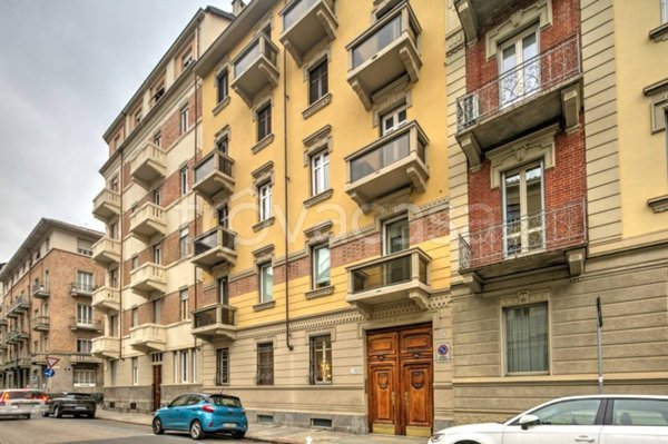 appartamento in vendita a Torino in zona Crocetta