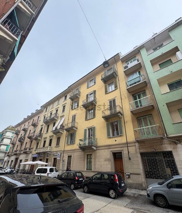 appartamento in vendita a Torino in zona San Salvario