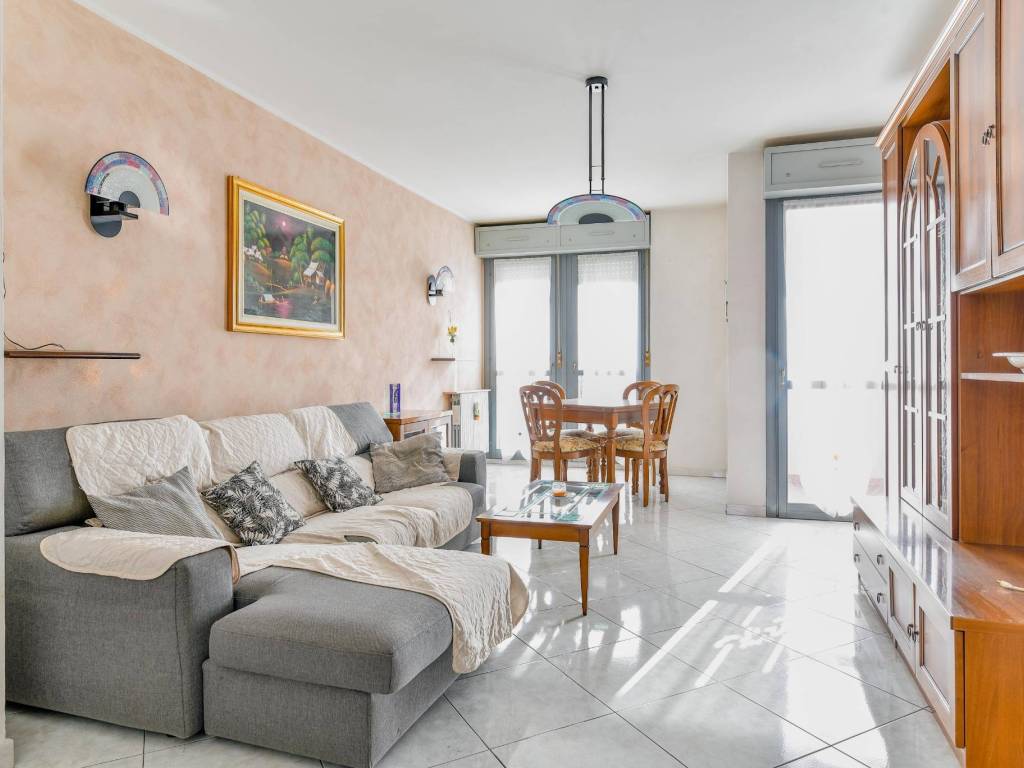 appartamento in vendita a Torino in zona Vallette