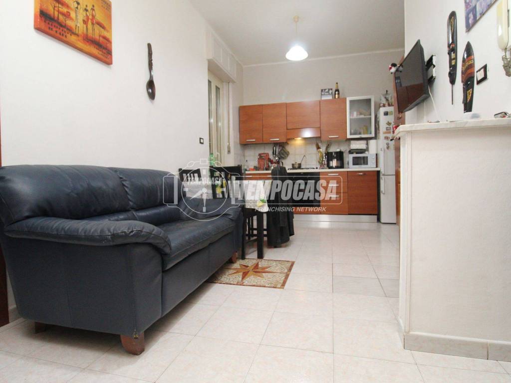 appartamento in vendita a Torino in zona Borgata Vittoria