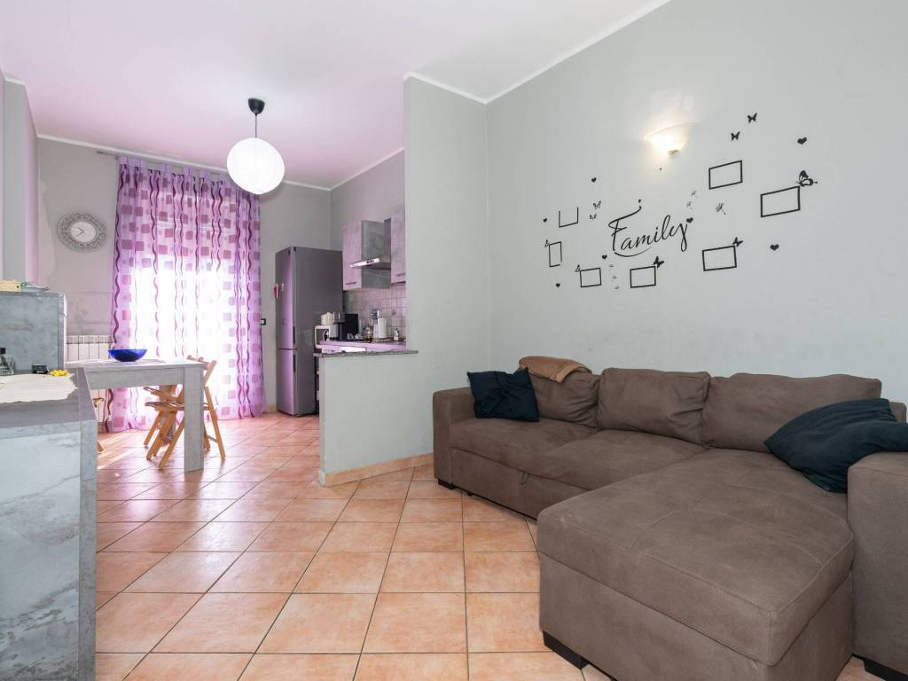 appartamento in vendita a Torino in zona Mirafiori Nord